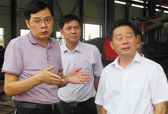 長(cháng)沙市副市長(cháng)何寄華同志來(lái)我公司視察指導工作！